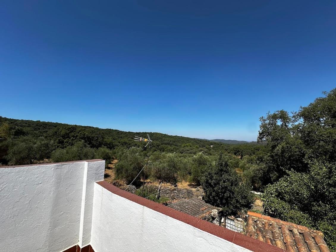 Espaciosa Y Elegante Casa Rural En Los Marines Exterior foto