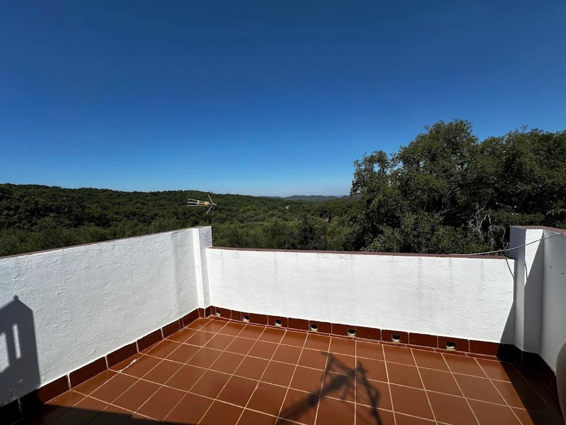 Espaciosa Y Elegante Casa Rural En Los Marines Exterior foto